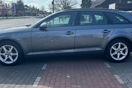 Audi A4 159.000 km 14.300 &euro; Berlin 12349