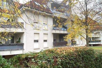 Nähe Renbahn Terrassenwohnung mit mit Bad und G-WC (für Selbstnutzer oder Anleger) 3 zimmer