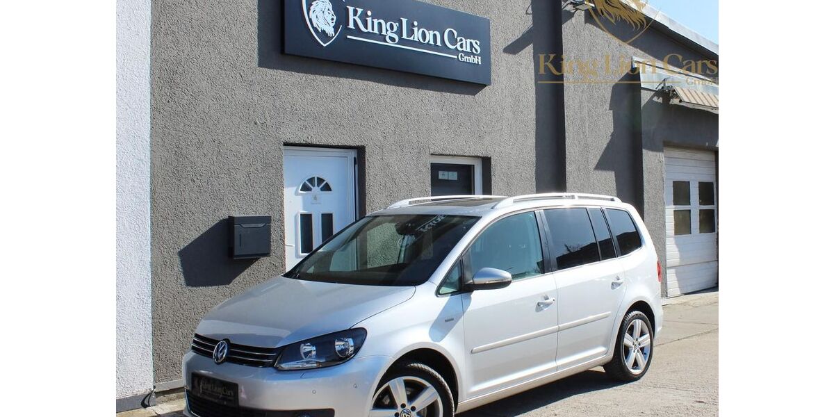 VW Touran 149.887 km 12.480 &euro; Berlin 10365