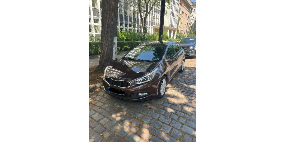 Kia ceed Sportswagon 93.250 km 6.999 &euro; Berlin 13407