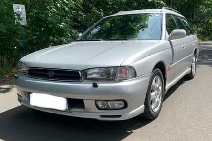 Subaru Legacy 135.000 km 6.500 &euro; Potsdam 14469