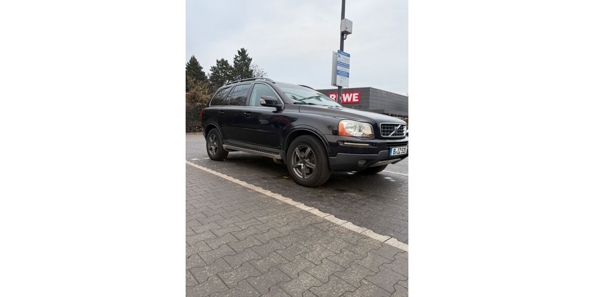 Volvo XC90 298.000 km 7.750 &euro; Berlin 12357