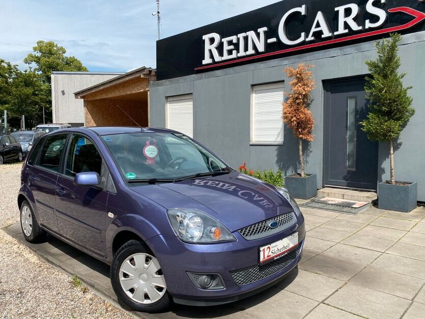 Ford Fiesta 45.000 km 3.990 € Berlin 13088