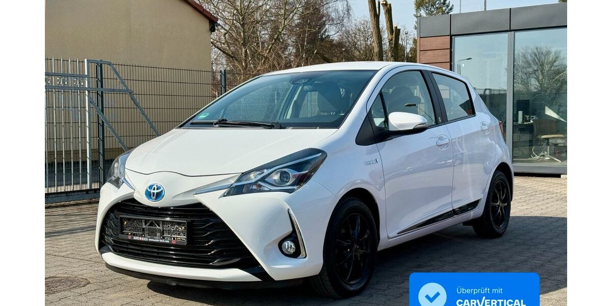 Toyota Yaris 111.824 km 12.290 &euro; Blankenfelde-Mahlow 15827