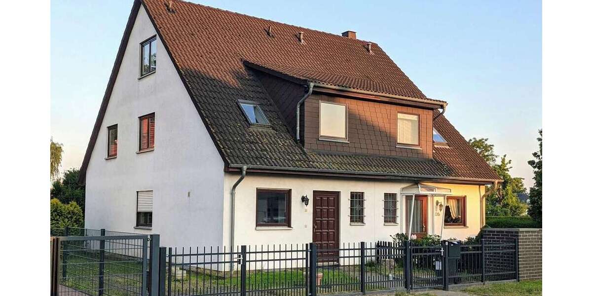Einfamilienhaus Berlin Treptow-Köpenick - 6 Zimmer, 120 m&sup2;, 2.150&euro; | Angebot:25429566