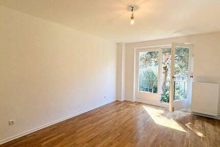 Haus Berlin Lichtenrade - 4 Zimmer, 101 m&sup2;, 2.250&euro; | Angebot:26362135
