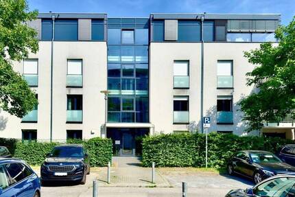 HOCHWERTIG AUSGESTATTETE 3-ZIMMER-WOHNUNG MIT LOGGIA, EBK, STELLPLATZ & ENERGIEEFFIZIENZKLASSE A 3 zimmer