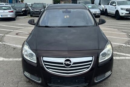 Opel Insignia 301.251 km 2.899 € MITTENWALDE 15749