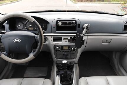 Hyundai SONATA 143.000 km 4.500 € Berlin 10315