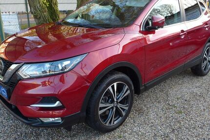 Nissan Qashqai 107.725 km 14.980 &euro; Berlin 13088