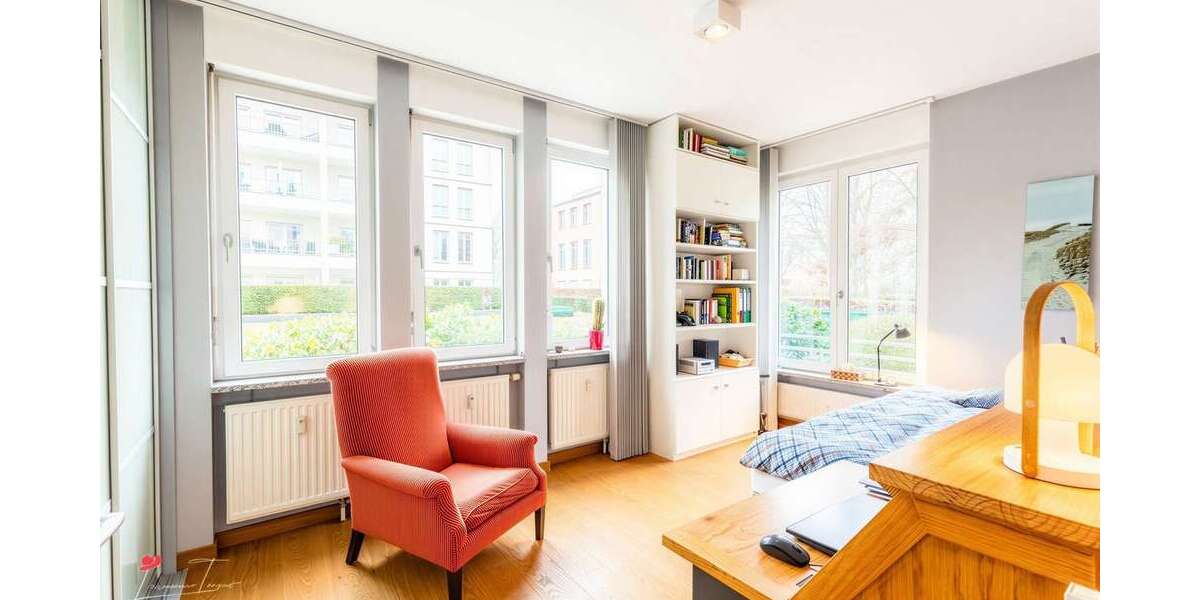 Wohnen am Tiefen See – 2-Zimmer-Wohnjuwel mit Balkon & Tiefgaragenstellplatz - Anlageobjekt Potsdam Berliner Vorstadt | Angebot:26124700