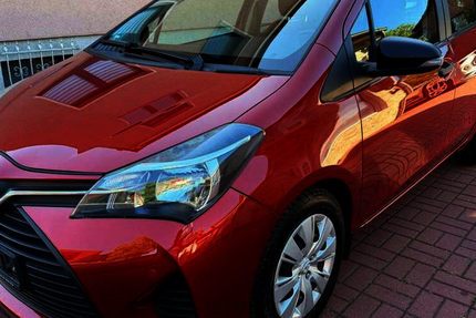 Toyota Yaris 86.000 km 6.999 &euro; Berlin 12355