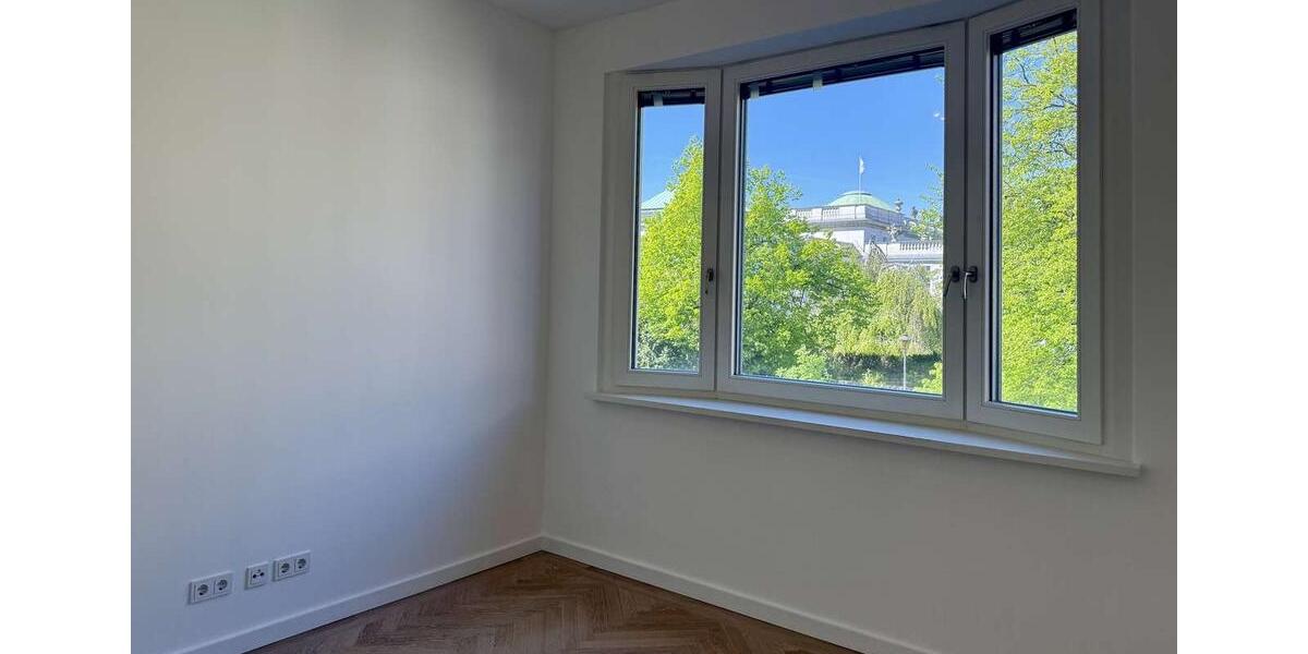 Etagenwohnung Berlin Mitte - 3 Zimmer, 75 m&sup2;, 1.908&euro; | Angebot:26421649