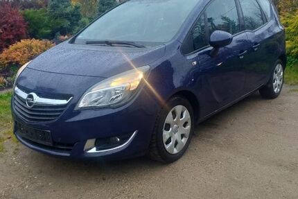 Opel Meriva 181.000 km 4.700 &euro; Berlin 10585