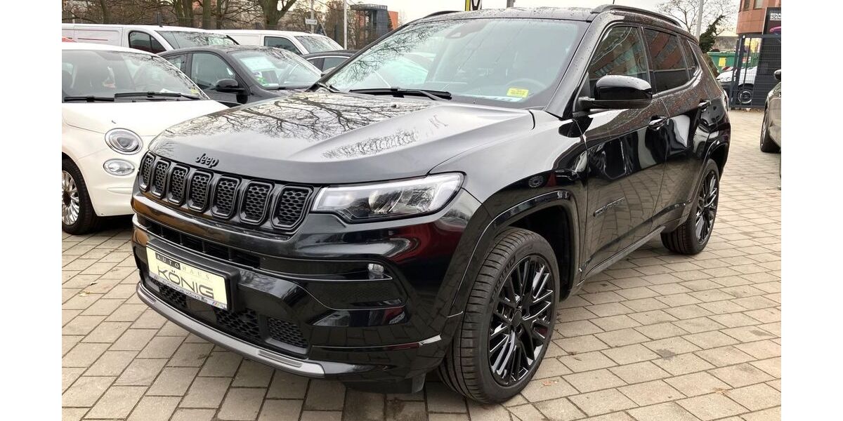 Jeep Compass 33.635 km 25.999 &euro; Berlin 10829