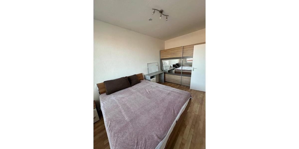 Dachgeschoßwohnung Berlin Reinickendorf - 2 Zimmer, 50 m&sup2;, 1.000&euro; | Angebot:25396881