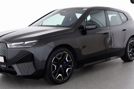 BMW iX 44.283 km 57.880 &euro; Berlin 12103