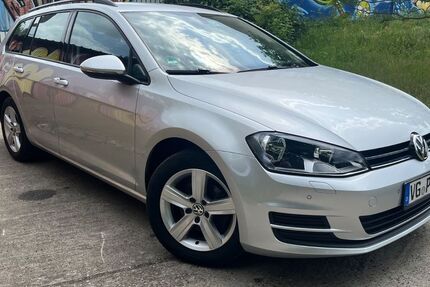 VW Golf 295.000 km 4.600 &euro; Berlin 10367