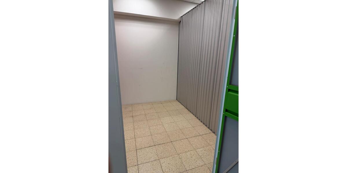 Garagen / Stellplätze Berlin Marzahn-Hellersdorf - 34&euro; | Angebot:26296419
