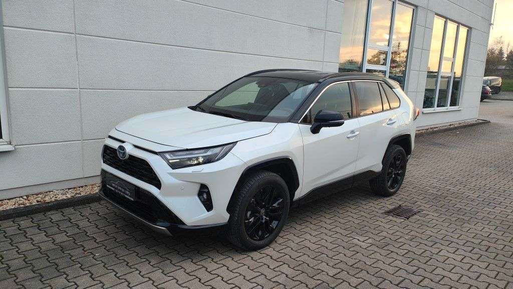 Toyota RAV 4 14.115 km 39.980 &euro; Berlin 13509