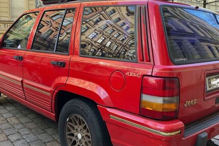 Jeep Grand Cherokee 338.000 km 4.999 € Berlin 10119