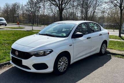 Fiat Tipo 38.500 km 9.900 &euro; Berlin 13057