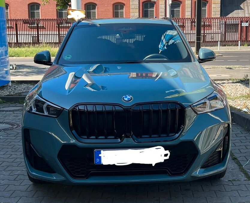 X1