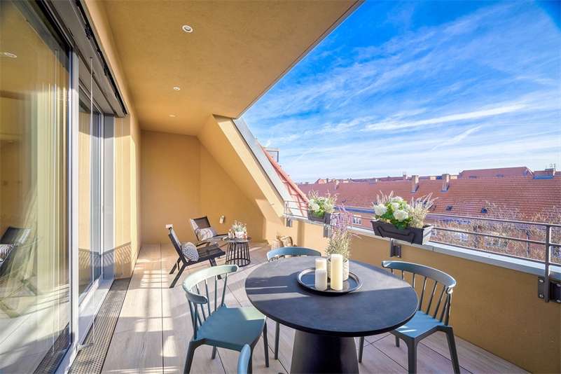 Wohnung zum Kaufen in Berlin 2.490.000 € 230.2 m²