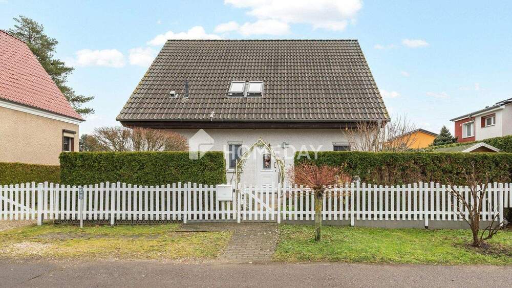 Einfamilienhaus Berlin Karow - 6 Zimmer, 162 m&sup2;, 599.000&euro; | Angebot:25677399