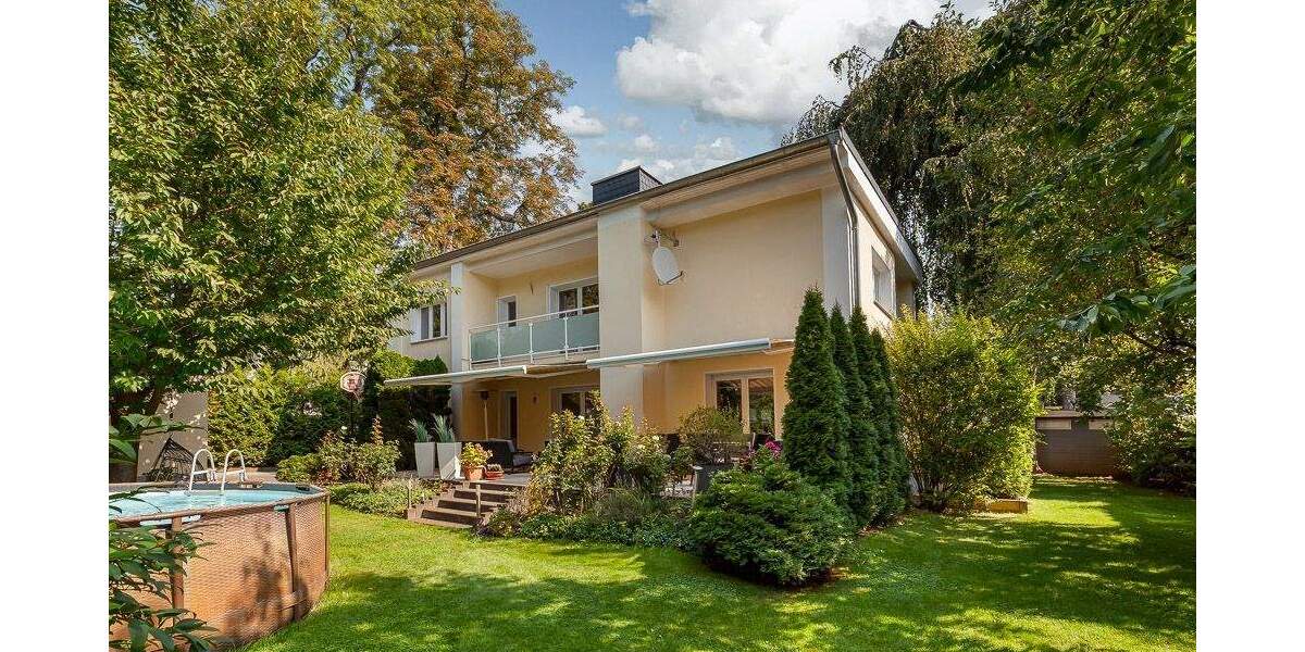 Einfamilienhaus Berlin Lankwitz - 8 Zimmer, 301 m&sup2;, 1.900.000&euro; | Angebot:25738376