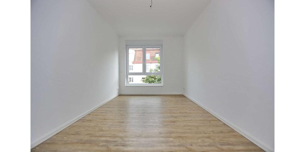 Etagenwohnung Hennigsdorf - 4 Zimmer, 109 m&sup2;, 1.399&euro; | Angebot:26296517