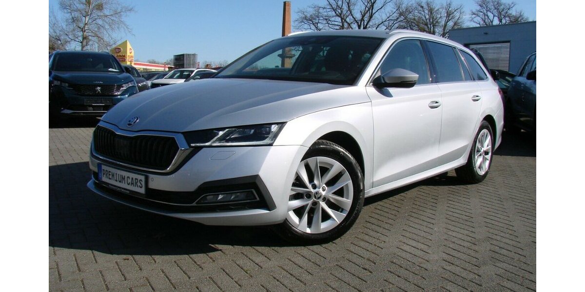 Skoda Octavia 2.0TDI Style ACC Columbus HeadUp AHK 48.103 km 25.980 &euro; Falkensee 14612