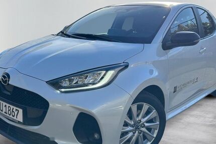 Mazda 2 Hybrid 3.304 km 28.490 &euro; Berlin 12247