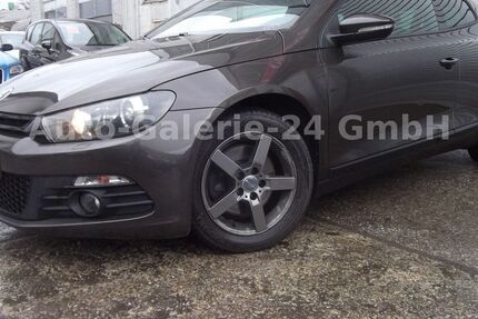 VW Scirocco 124.700 km 8.699 &euro; Berlin 12277