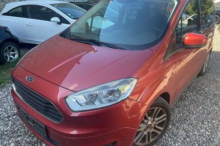 Ford Tourneo Courier 126.000 km 4.450 &euro; Berlin 10245