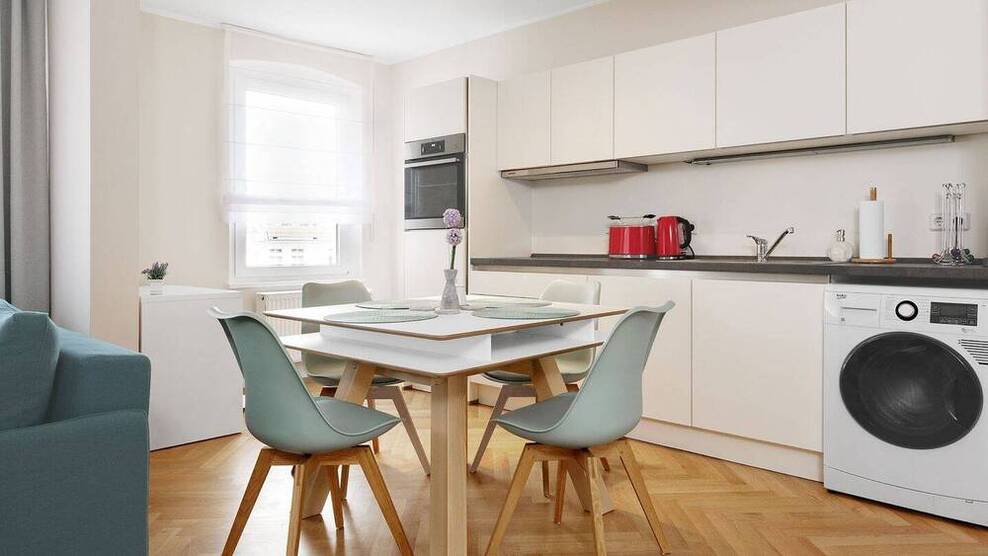 Helle 2-Zimmer-Wohnung mit Balkon