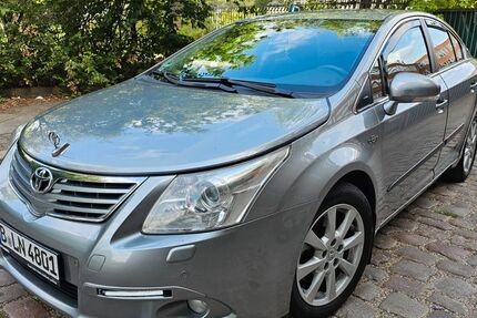 Toyota Avensis 178.000 km 5.900 &euro; Berlin 13353