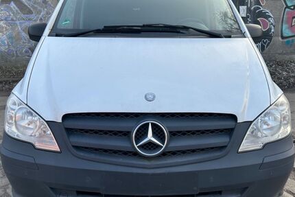 Mercedes-Benz Vito 270.000 km 4.350 &euro; Berlin 13053