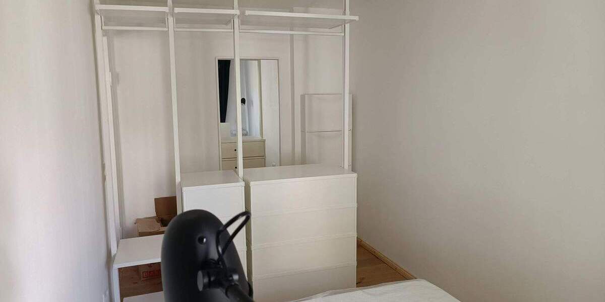 Etagenwohnung Berlin Charlottenburg - 2 Zimmer, 45 m&sup2;, 1.180&euro; | Angebot:24449733