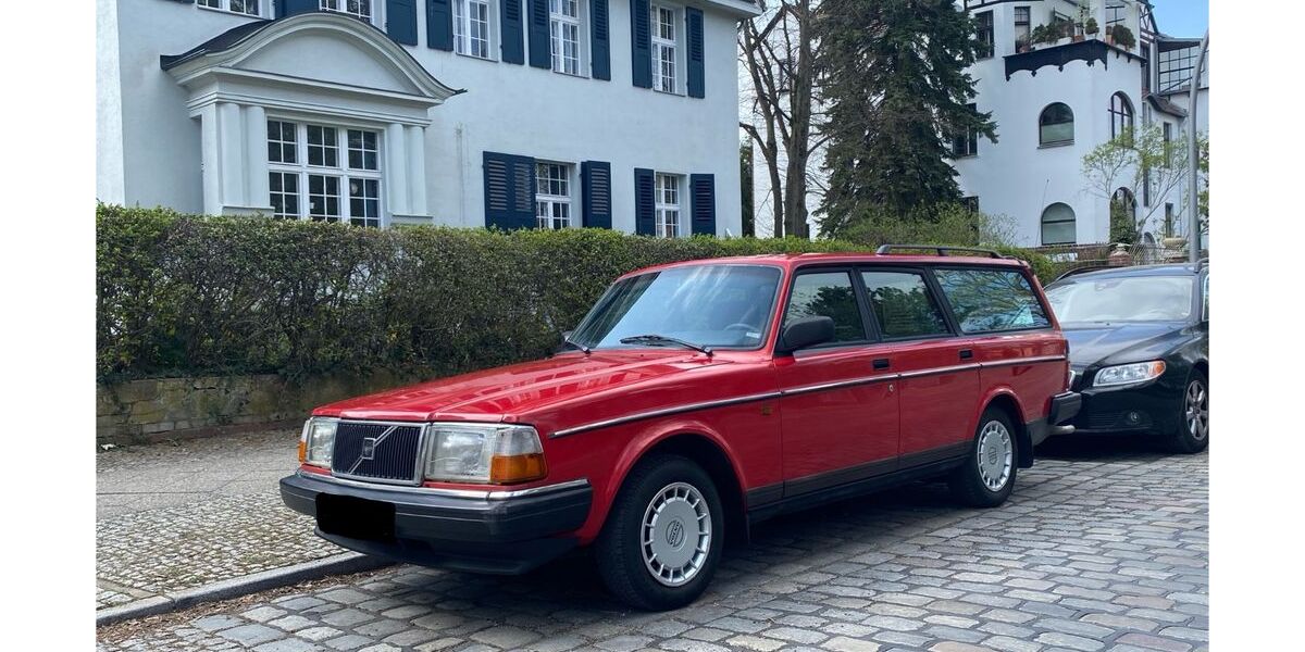 Volvo 240 361.000 km 6.750 &euro; Berlin 12165