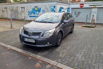 Toyota Avensis 155.000 km 4.350 € Berlin 12057