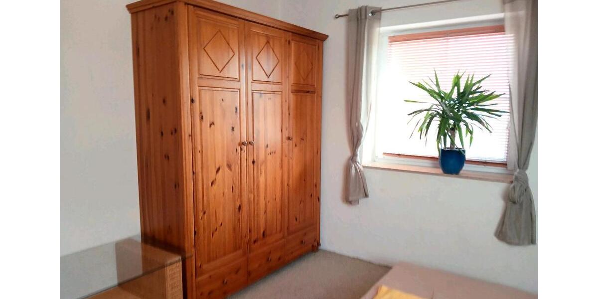 Dachgeschoßwohnung Berlin Marzahn-Hellersdorf - 15 Zimmer, 70 m&sup2;, 550&euro; | Angebot:25855516