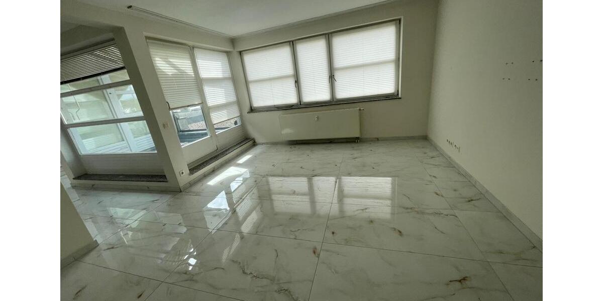 Etagenwohnung Berlin Spandau - 3 Zimmer, 90 m&sup2;, 2.200&euro; | Angebot:25719663