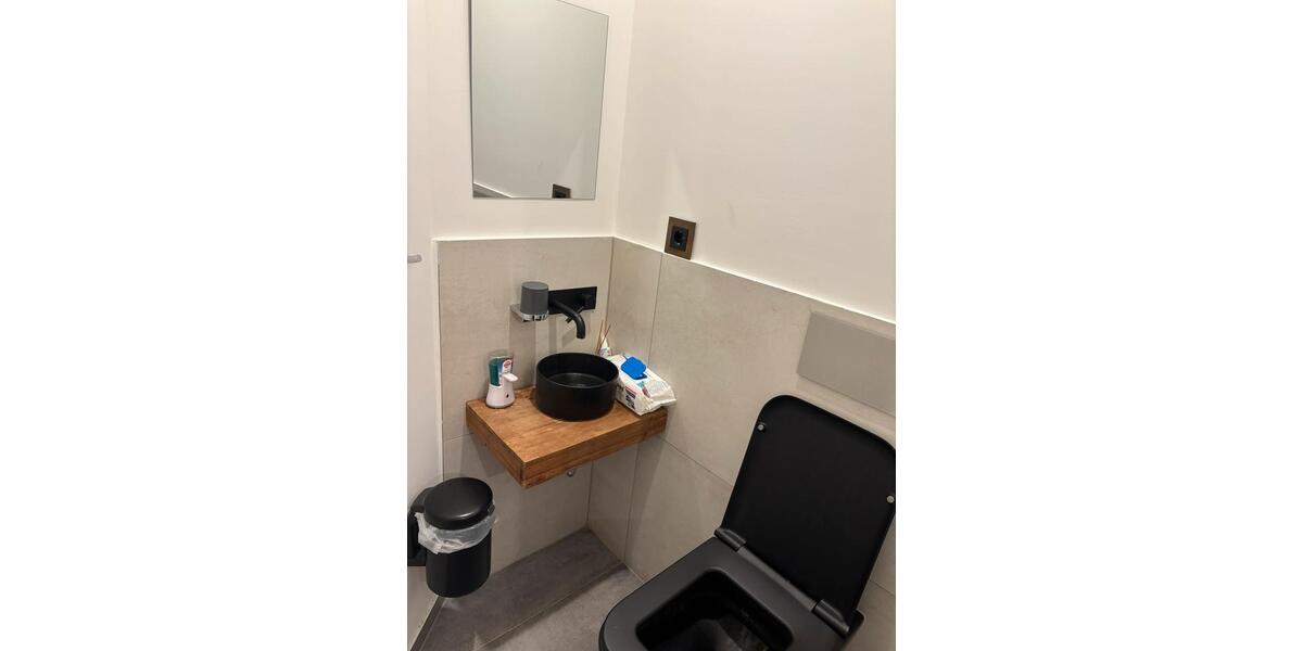 Etagenwohnung Berlin Marzahn-Hellersdorf - 2 Zimmer, 87 m&sup2;, 1.650&euro; | Angebot:24583080