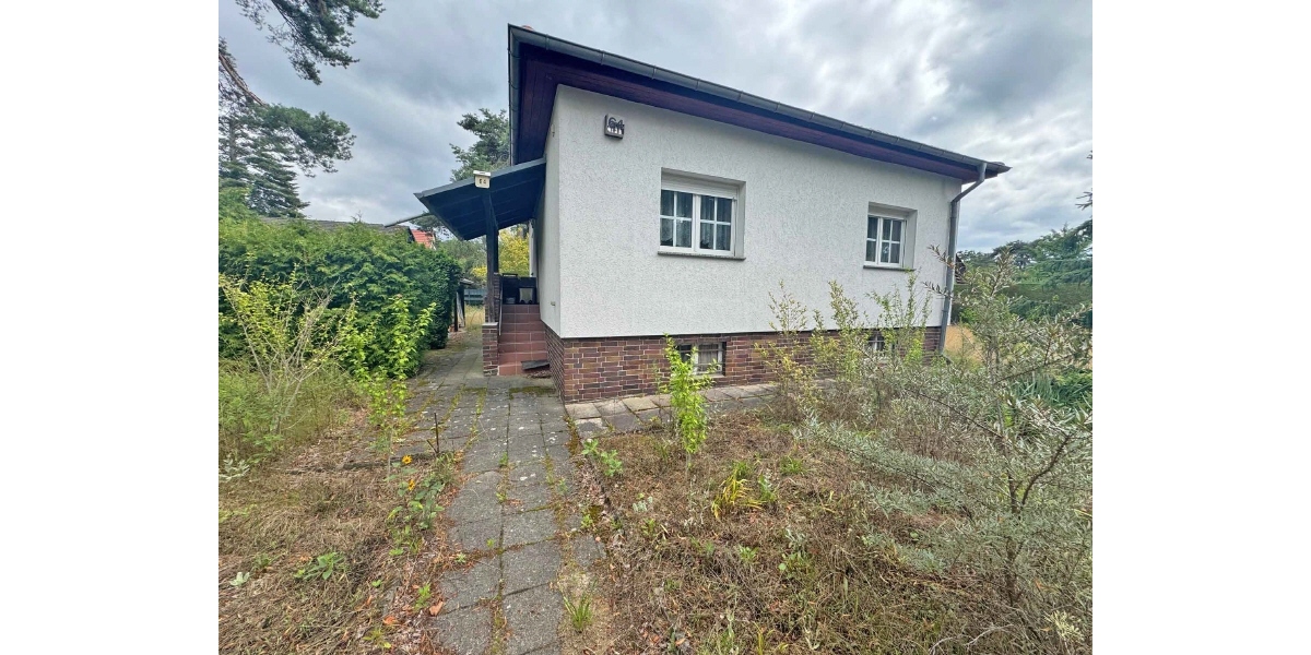 schönes Baugrundstück mit kleinem Bestandshaus 3 zimmer