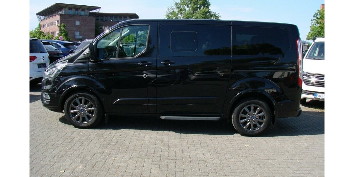 Ford Tourneo Custom 320 L1 Titanium X ACC AHK SHZ 8Sitz 67.732 km 34.980 &euro; Falkensee 14612