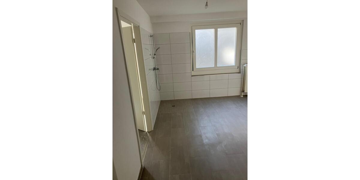 Etagenwohnung Berlin Reinickendorf - 2 Zimmer, 83 m&sup2;, 1.005&euro; | Angebot:25268454