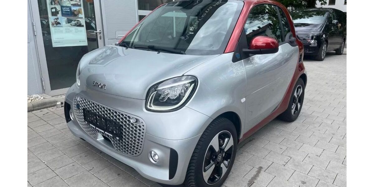 Smart ForTwo 9.700 km 12.600 &euro; Berlin 12353