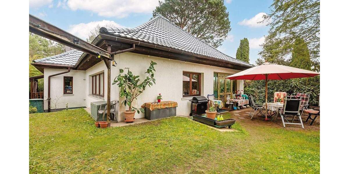 Reichlich Potenzial für Wohnträume! 165m² Wohn-Nutzfläche + ein vorbereitetes DG warten auf Sie! 3 zimmer