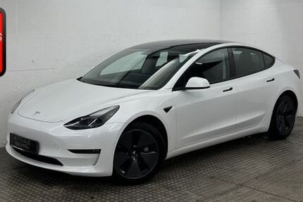 Tesla Model 3 56.311 km 30.870 &euro; Berlin 12351